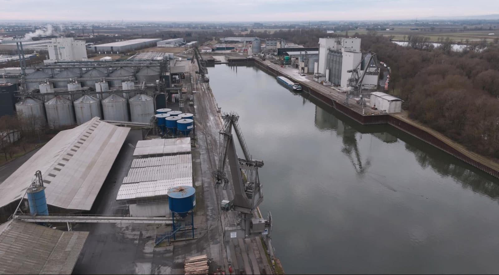 Luftbild Hafen